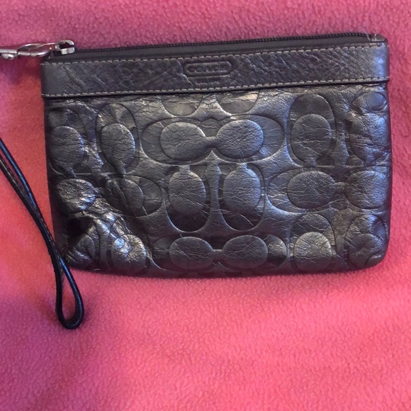 Coach wristlet - Picture 1 of 4